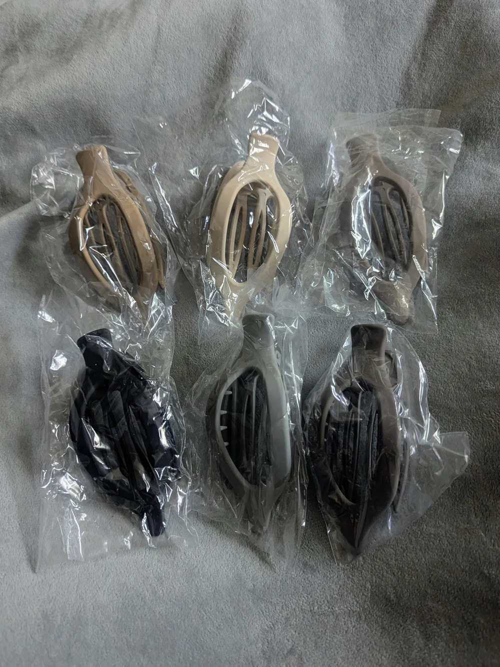 NEW! Matte Neutral Flat Hair Claw Clips - Set Of 6